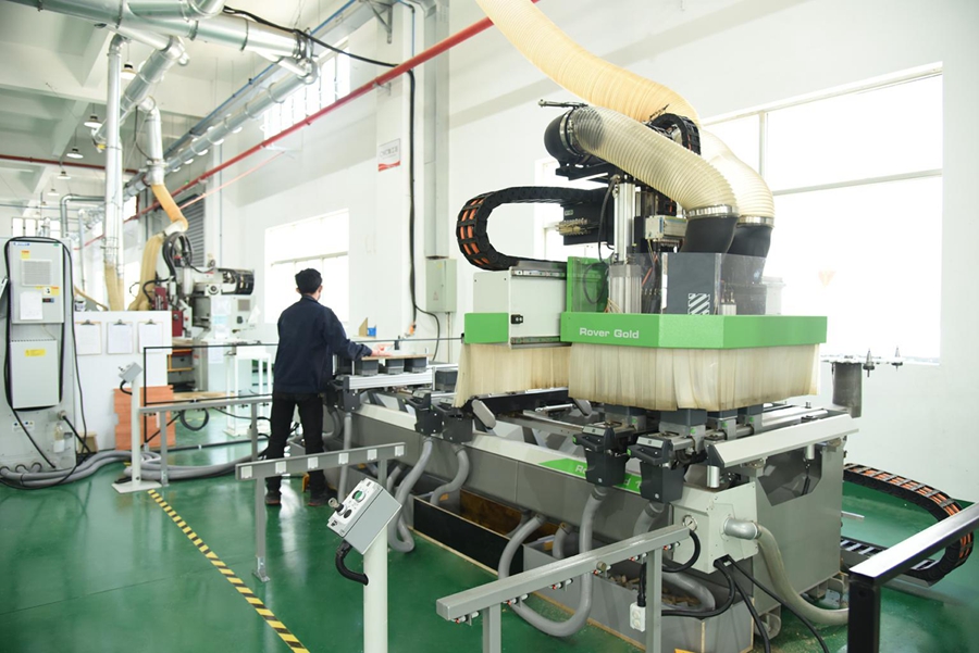 定制款收銀臺準(zhǔn)備發(fā)出，完美驗收，交付超預(yù)期！